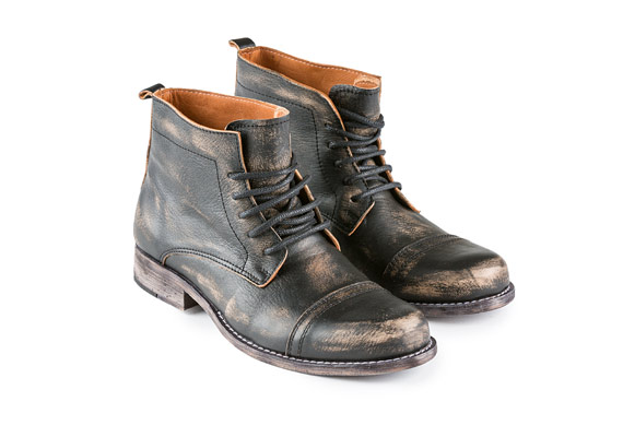 Calzado urbano hombre / Bota Borcego desgastado