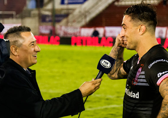 Fecha 25, Superliga de futbol argentino. Nicolás Silva jugador de HURACAN luego de terminar el partido contra C.A.T. Estadio Tomas A. Ducó, Buenos Aires, el 28 de abril de 2018. PABLO FERRAUDI/ARGRAESCUELA.